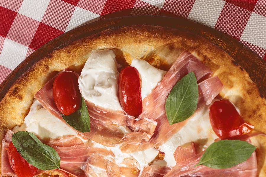 Pizza Burrata e Prosciutto da Papparella
